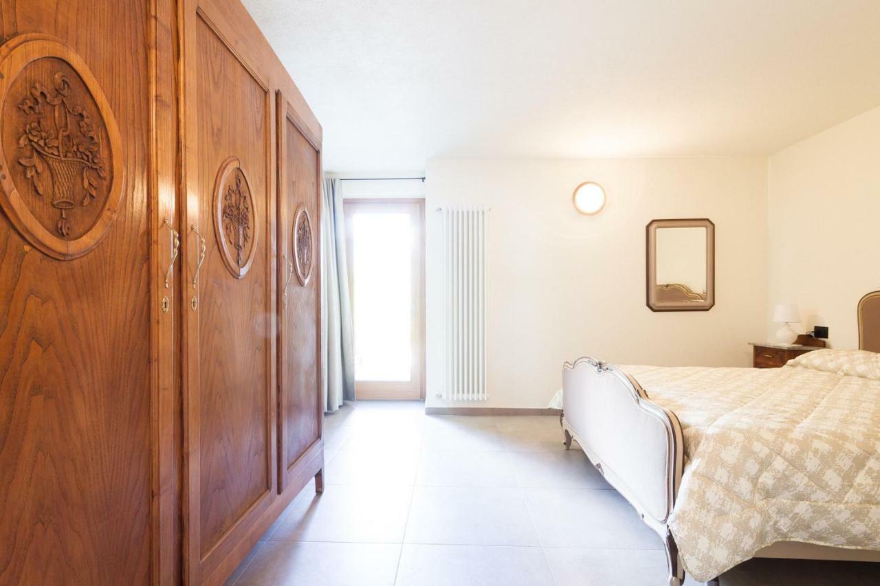 La Casa Di Alfredo E Virginia Leilighet Aosta Eksteriør bilde